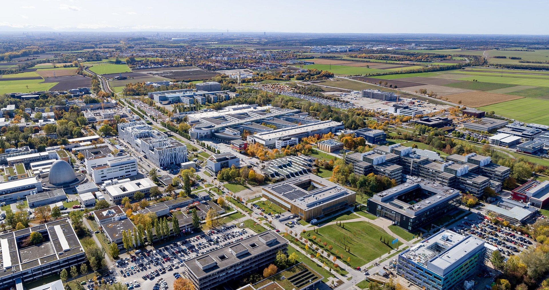 Luftbild des TUM-Campus Garching 2021 Luftbildaufnahme des Forschungscampus Garching im Jahr 2021